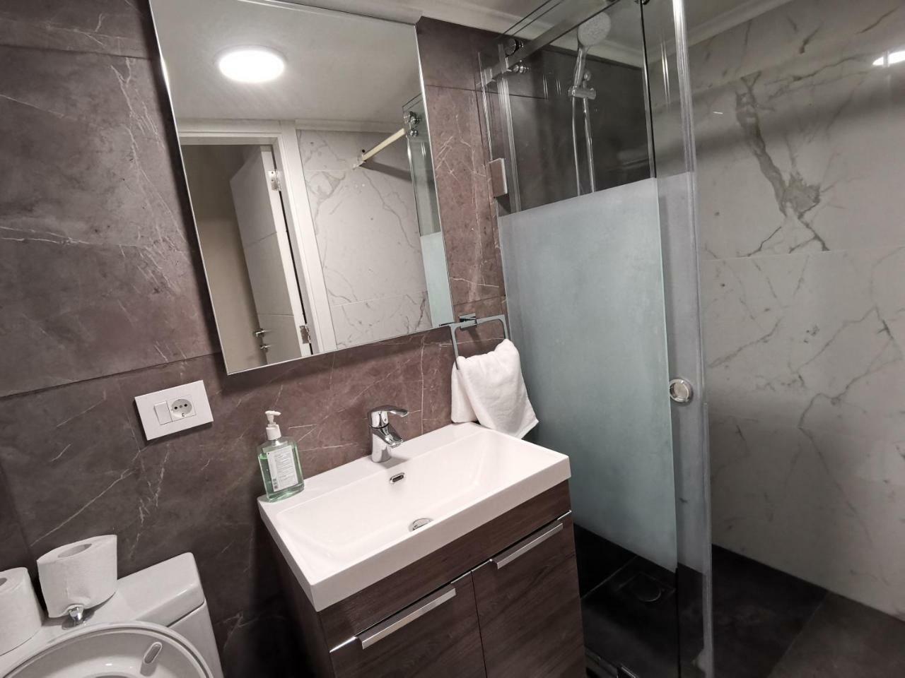 West House Apartments-Mar Mikhael ベイルート エクステリア 写真